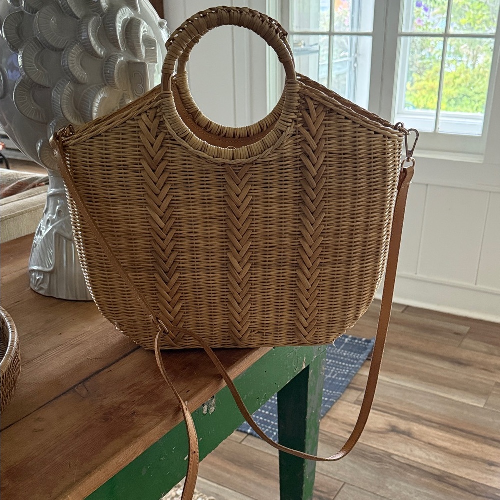 ULLA Johnson Tan Woven Handbag with shoulder crossbody strap